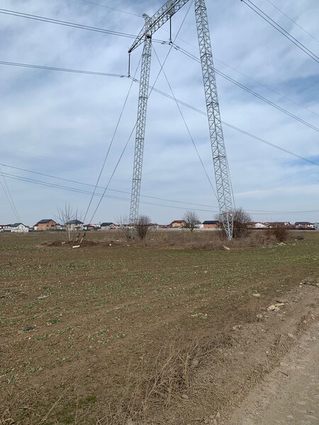 Comuna Berceni teren investitie, acces direct din bulevardul principal